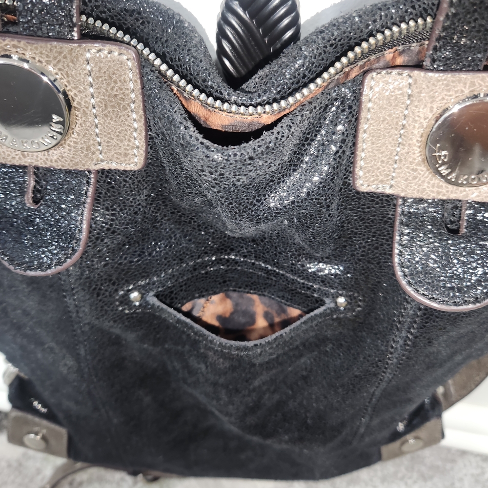 B. Makowsky Large Metallic Crackled Leather Bag - Picture 4 of 7